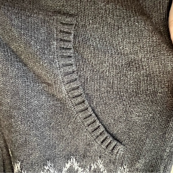 Eddie Bauer Fair Isle Cotton Sweater Two Way Zip
Size XS - Picture 4 of 9